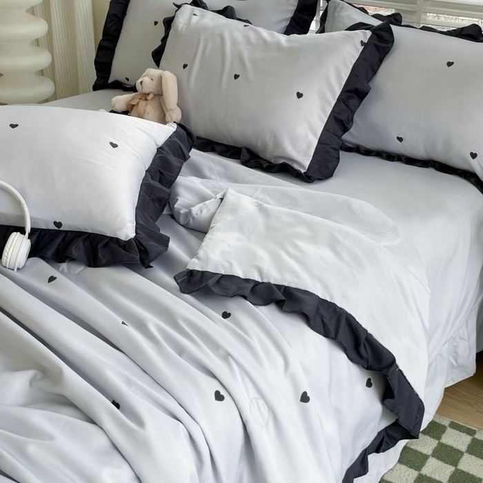 91家纺网 家纺一手货源 找家纺 绣女坊  2025新款水洗天丝夏被四件套 银色爱心