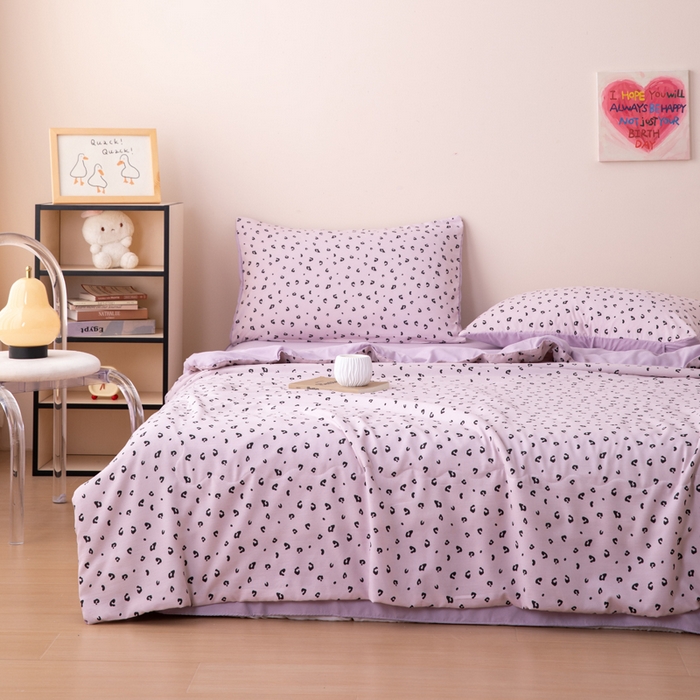 91家纺网 家纺一手货源 找家纺 南北家居 2025新款针织棉双层纱夏被四件套 紫纱绮梦