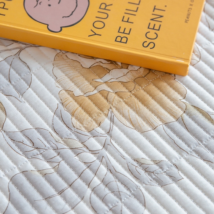 91家纺网 家纺一手货源 找家纺 晨晨家纺2025新款双面全棉夏被四件套 春日繁花