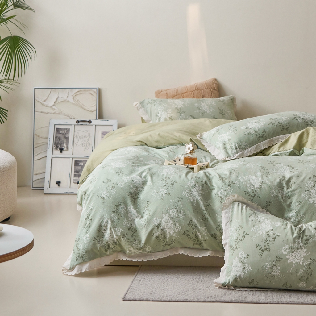 91家纺网 家纺一手货源 找家纺 漫仙阁家纺 2025新款双层纱花边款韩版四件套 绿意