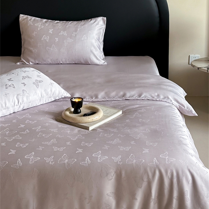 91家纺网 家纺一手货源 找家纺 FORTWO2025新款60支兰精天丝浮雕提花四件套		 云渺-紫