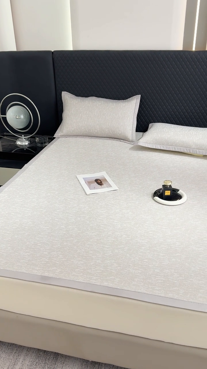 91家纺网 家纺一手货源 找家纺 小萌虎 2025新款PE高分子凉感大提花凉席席子 梦境-灰