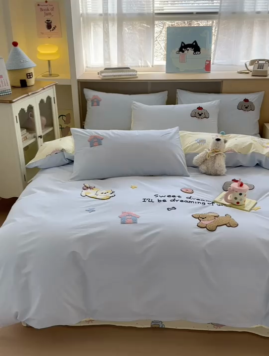 91家纺网 家纺一手货源 找家纺 如意朵2025新款全棉毛巾绣四件套 萌宠乐园