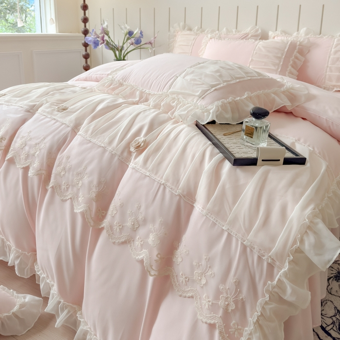 91家纺网 家纺一手货源 找家纺 狂想家 2025高定蕾丝糯小棉安妮系列四件套 蜜桃粉