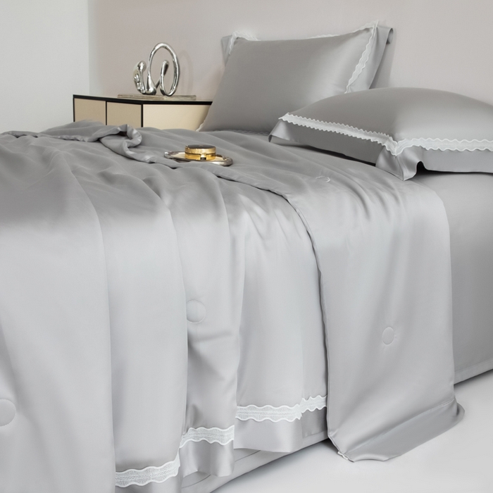 91家纺网 家纺一手货源 找家纺 桂雅居2025新款80支进口莱赛尔双丝夏被-达芙妮 雅灰