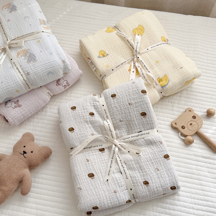 91家纺网 家纺一手货源 找家纺 BOSS 2025新款全棉纯棉皱皱纱儿童盖毯夏被  幼儿园夏被夏凉被空调被 组合图