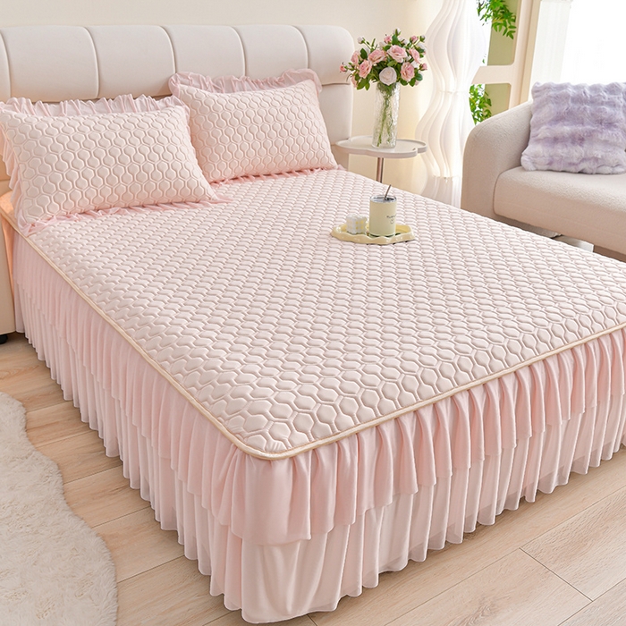 91家纺网 家纺一手货源 找家纺 畅畅家纺 2025新款夏季凉感丝足球花纯色凉席夏被四件套 足球花-香妃粉