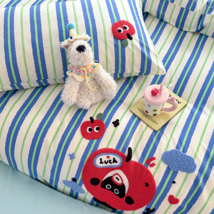 91家纺网 家纺一手货源 找家纺 如意朵2025新款全棉毛巾绣四件套 躲猫猫