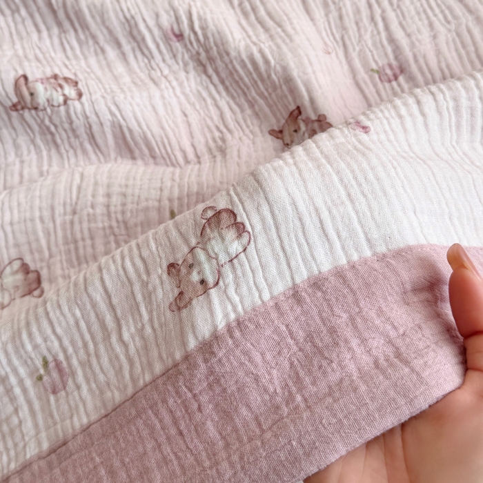 91家纺网 家纺一手货源 找家纺 BOSS 2025新款全棉纯棉皱皱纱儿童盖毯夏被  幼儿园夏被夏凉被空调被 桃桃兔