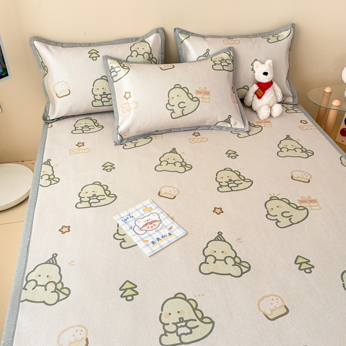 91家纺网 家纺一手货源 找家纺 典曼家纺 2025春夏新款250D冰丝宽边圆网冰丝凉席席子 礼物恐龙