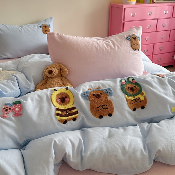 91家纺网 家纺一手货源 找家纺 TT.one 塔塔家居 2025新款全棉双层纱毛巾绣萌宠系列四件套 呆萌皮皮