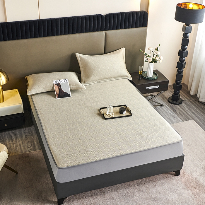 91家纺网 家纺一手货源 找家纺 桂雅居 2025新款高科技冷凝高分子超速凉感软席三件套 香槟金