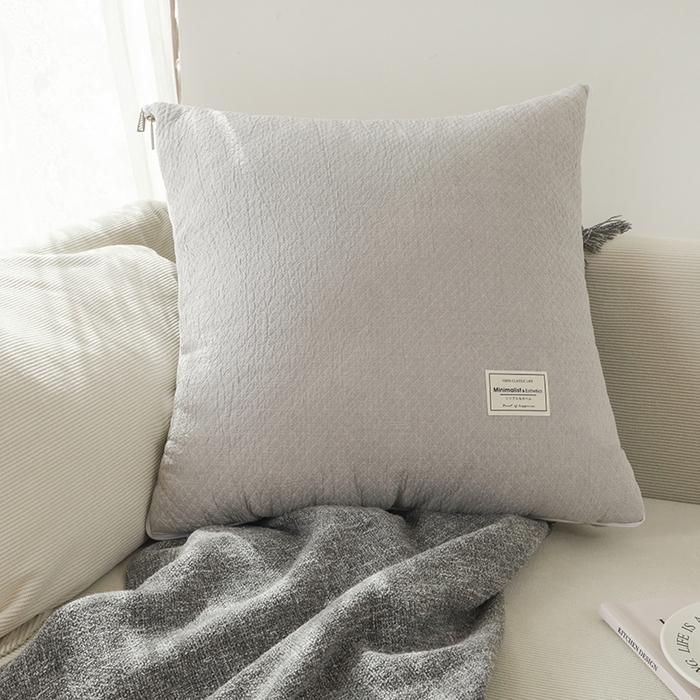 91家纺网 家纺一手货源 找家纺 番茄+ 2025新款简约全棉色织抱枕被 大地灰