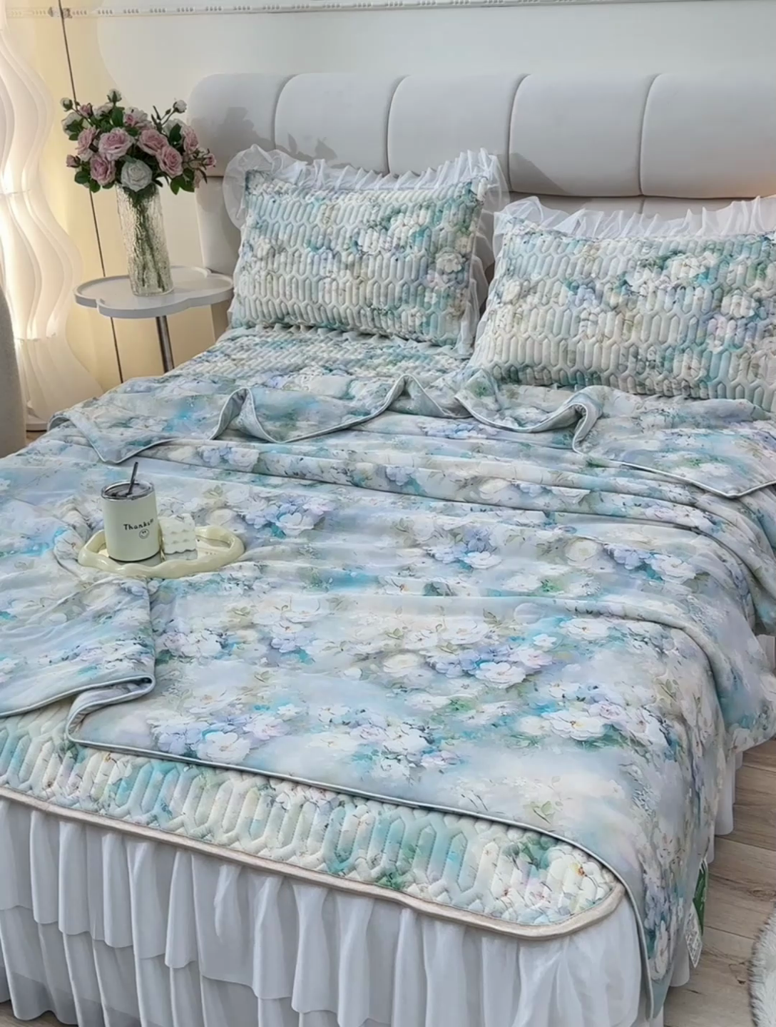 91家纺网 家纺一手货源 找家纺 （总）畅畅家纺 2025新款夏季凉感丝印花足球花凉席夏被夏凉被空调被四件套