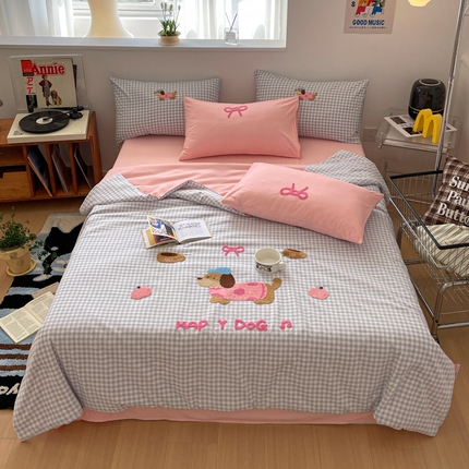 91家纺网 家纺一手货源 找家纺 （总）红嘴企鹅2025新款毛巾绣空调被四件套