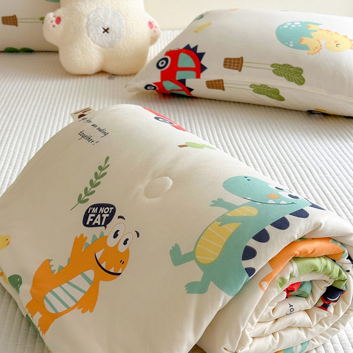 91家纺网 家纺一手货源 找家纺 麦伦家居 2025新款云柔针织棉大豆夏凉被 汽车恐龙