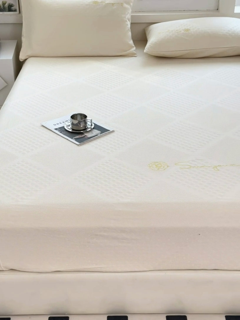 91家纺网 家纺一手货源 找家纺 曼町家居 2025新款全棉华夫格床笠 珍珠白