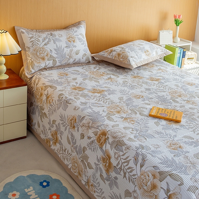 91家纺网 家纺一手货源 找家纺 晨晨家纺2025新款双面全棉床盖款三件套 春日繁花
