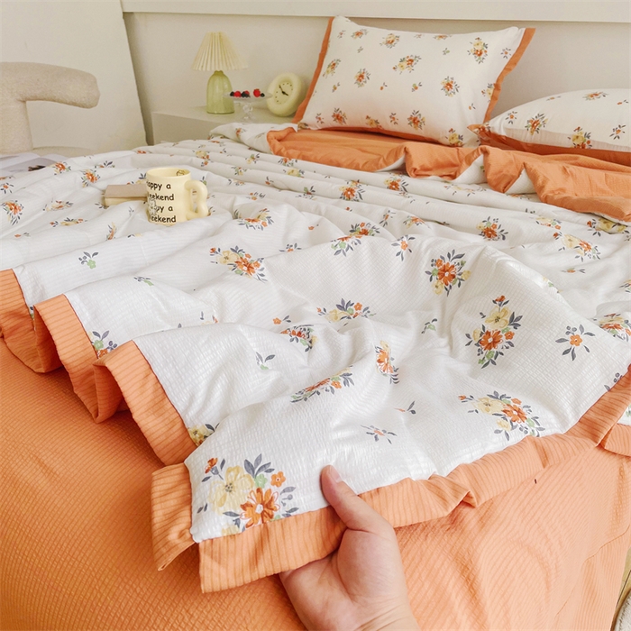 91家纺网 家纺一手货源 找家纺 南北家居 2025新款亲肤泡泡棉提花夏被 夕颜花簇