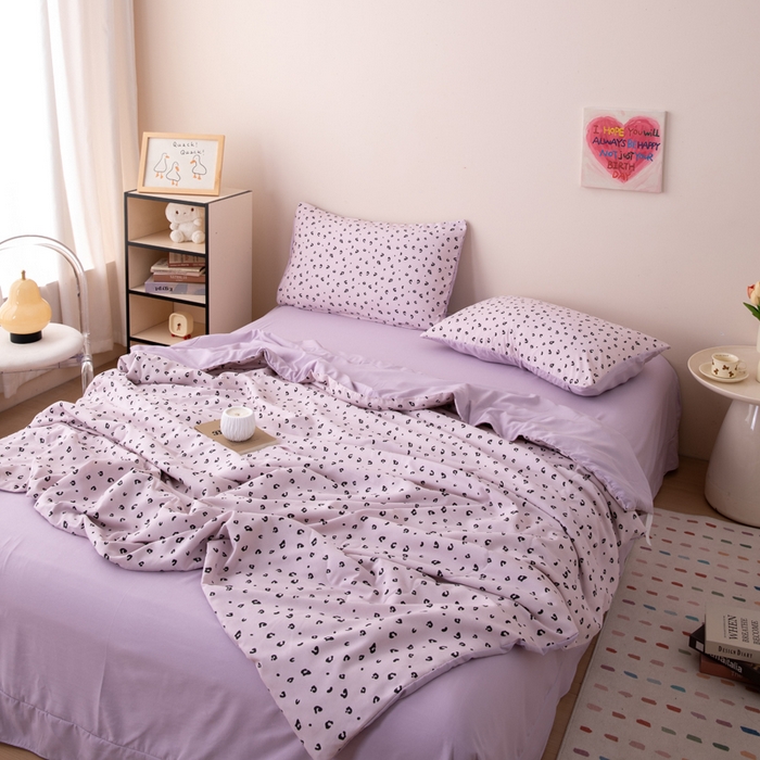 91家纺网 家纺一手货源 找家纺 南北家居 2025新款针织棉双层纱夏被四件套 紫纱绮梦