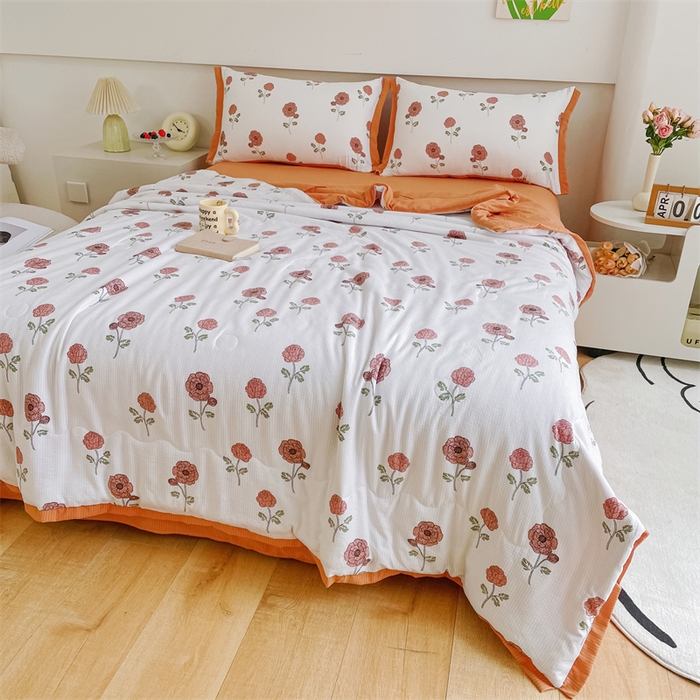 91家纺网 家纺一手货源 找家纺 南北家居 2025新款亲肤泡泡棉提花夏被 俏佳人