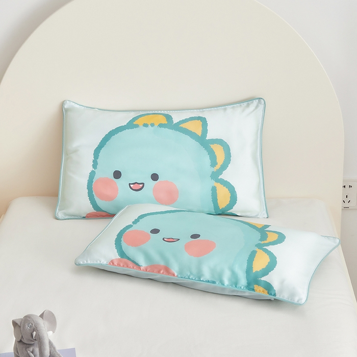 91家纺网 家纺一手货源 找家纺 荷马之梦  2025新款系列——A类60s原创手绘卡通儿童枕套 微笑恐龙