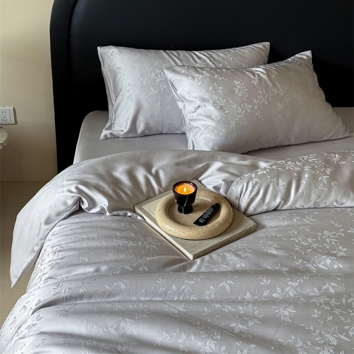 91家纺网 家纺一手货源 找家纺 FORTWO2025新款60支兰精天丝浮雕提花四件套		 慕光