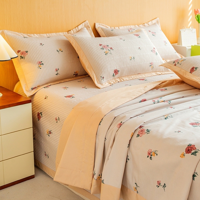 91家纺网 家纺一手货源 找家纺 晨晨家纺2025新款双面全棉夏被四件套 蝶恋花