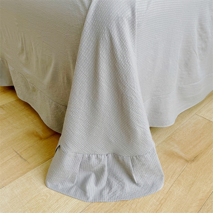 91家纺网 家纺一手货源 找家纺 南北家居 2025新款亲肤泡泡棉提花夏被 欢乐熊