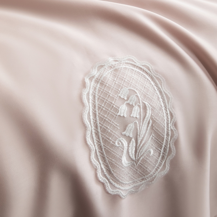 91家纺网 家纺一手货源 找家纺 桂雅居2025新款80支进口莱赛尔双丝夏被-达芙妮 梅子粉