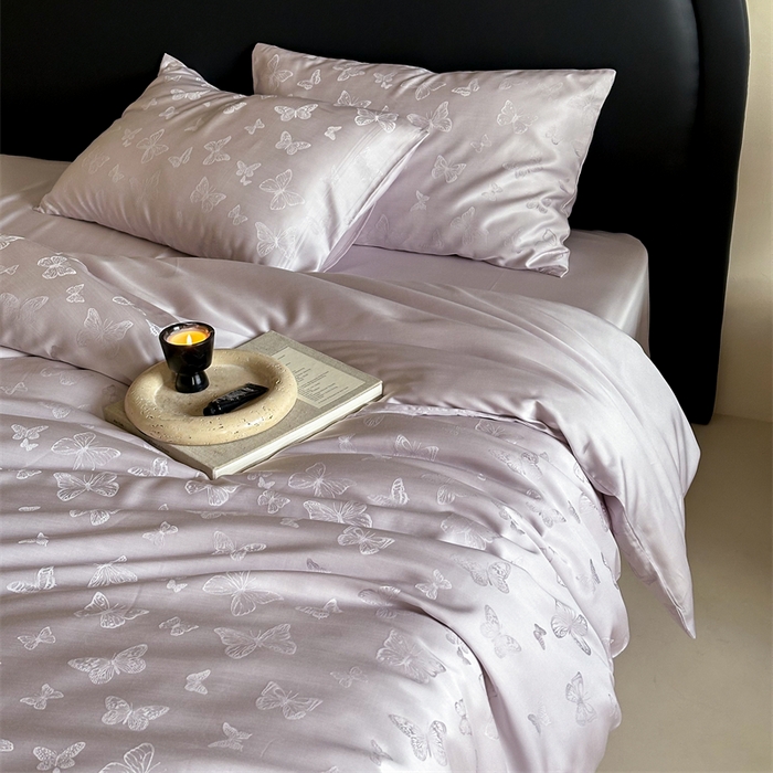 91家纺网 家纺一手货源 找家纺 FORTWO2025新款60支兰精天丝浮雕提花四件套		 云渺-紫