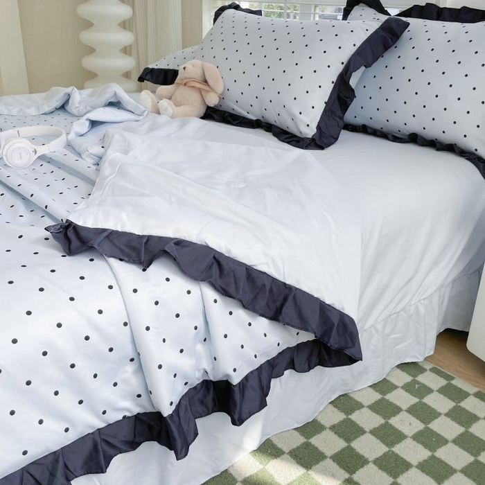 91家纺网 家纺一手货源 找家纺 绣女坊  2025新款水洗天丝夏被四件套 蓝色圆点