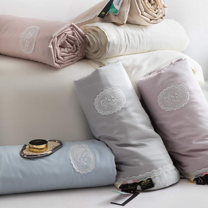 91家纺网 家纺一手货源 找家纺 桂雅居2025新款80支进口莱赛尔双丝夏被-达芙妮 组合图