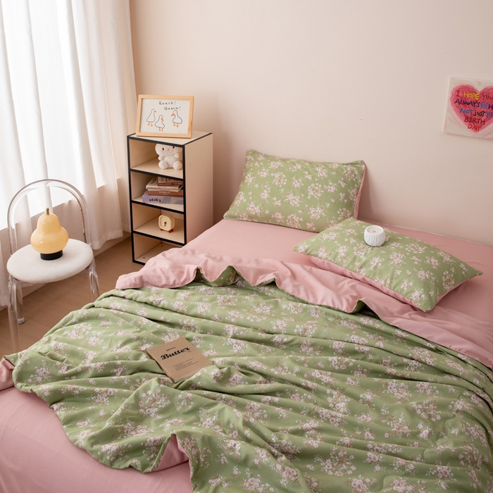 91家纺网 家纺一手货源 找家纺 南北家居 2025新款针织棉双层纱夏被四件套 雏菊低语