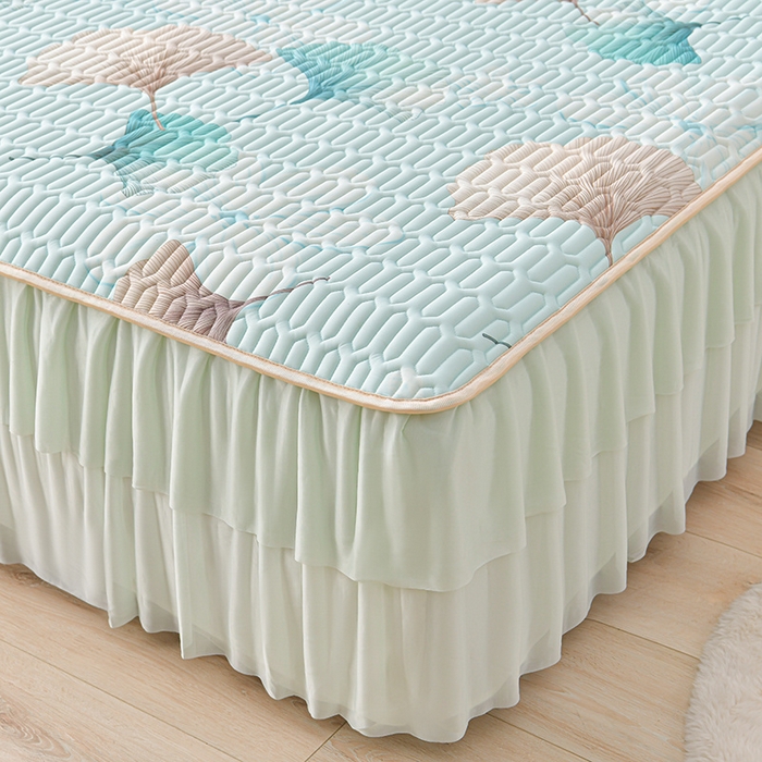 91家纺网 家纺一手货源 找家纺 畅畅家纺 2025新款夏季凉感丝印花足球花凉席夏被夏凉被空调被四件套 足球花-银杏叶