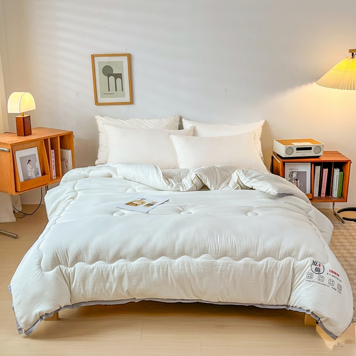 91家纺网 家纺一手货源 找家纺 百花王2025新款泡泡棉纯色简约升级款大豆被子被芯 原棉大豆被泡泡升级款 -奶白色