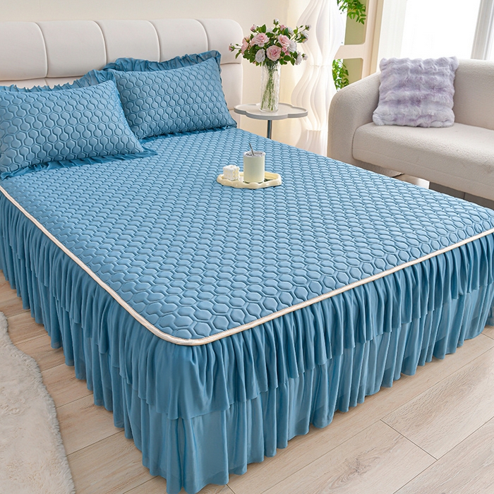 91家纺网 家纺一手货源 找家纺 畅畅家纺 2025新款夏季凉感丝足球花纯色凉席夏被四件套 足球花-宾利兰