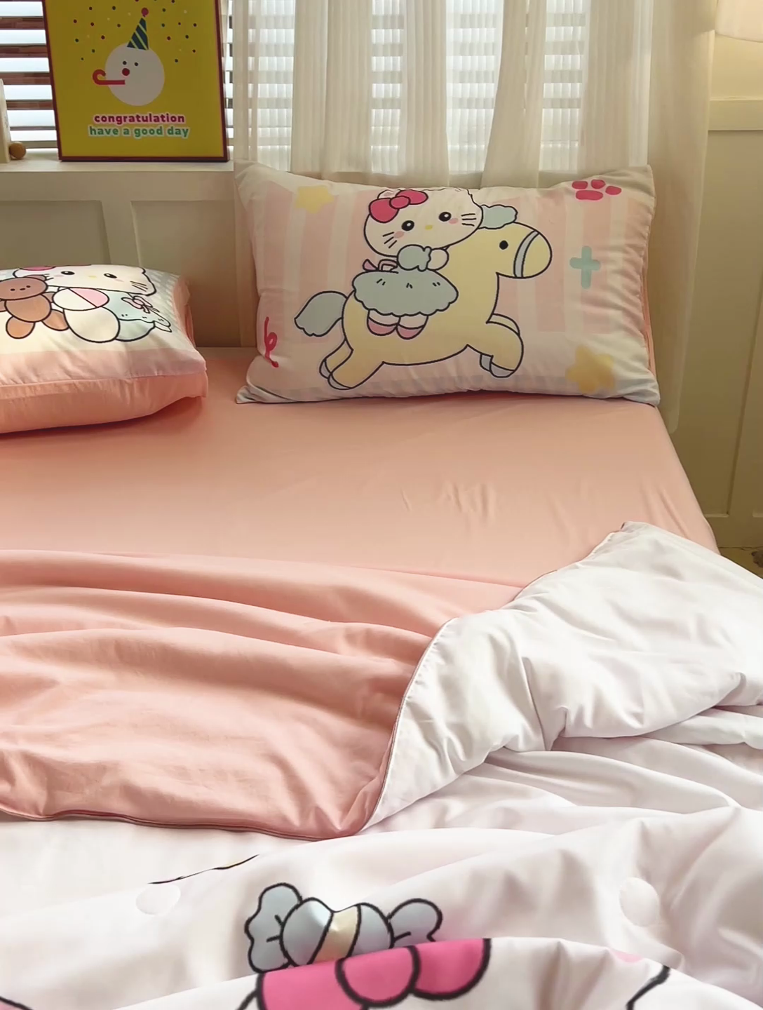 91家纺网 家纺一手货源 找家纺 海岛哥哥 2025新款水洗棉大版卡通夏被 凯蒂的礼物