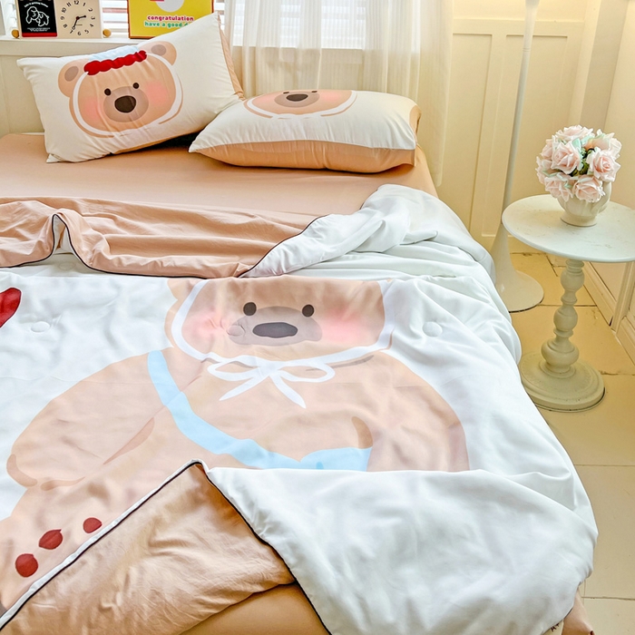 91家纺网 家纺一手货源 找家纺 海岛哥哥 2025新款水洗棉大版卡通夏被 生日熊