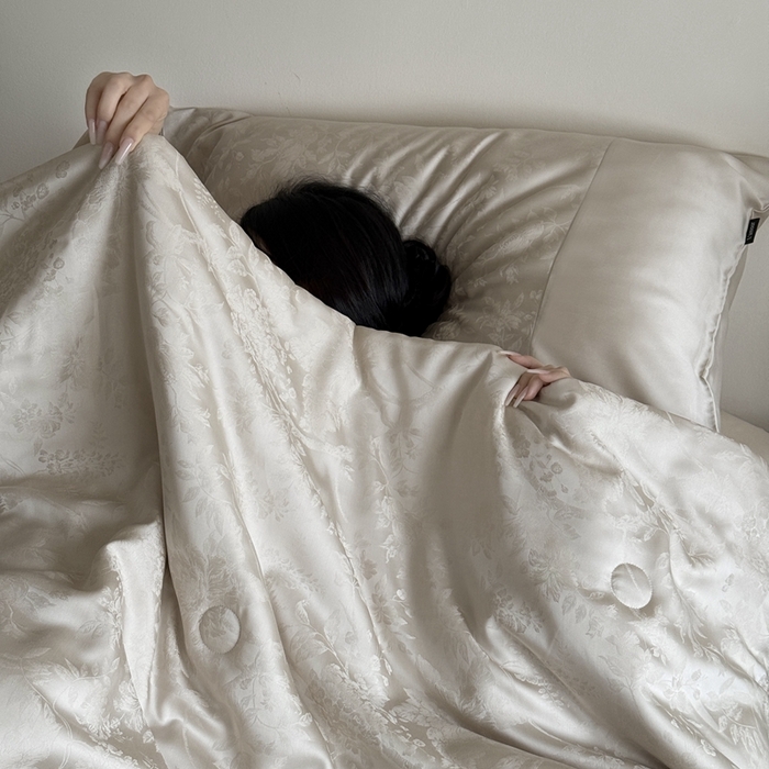 91家纺网 家纺一手货源 找家纺 鹿班家居 2025年夏季60S莱赛尔提花夏被系列-原野【标准会员-20元】 原野-香槟