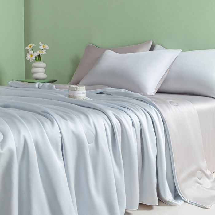 91家纺网 家纺一手货源 找家纺 爱彼家纺 2025夏季新款麻绳款冰丝夏被夏凉被空调被四件套-风格二 麻绳款夏被-碧湖兰青灰