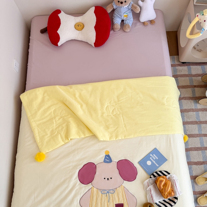 91家纺网 家纺一手货源 找家纺 喜多兔2025新款高精密人字棉贴布绣奶里奶气夏被夏凉被 黄色奶气小狗