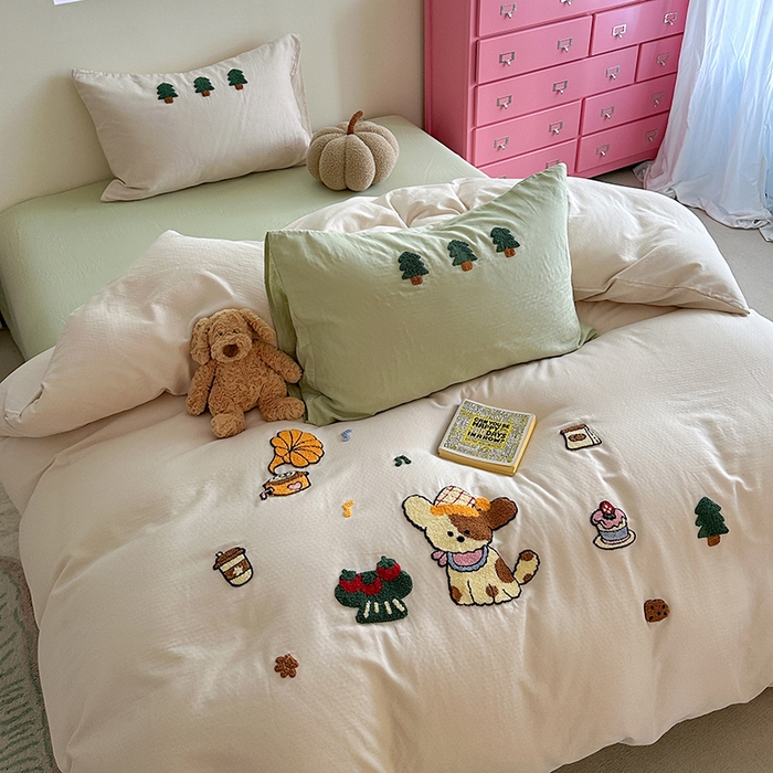 91家纺网 家纺一手货源 找家纺 TT.one 塔塔家居 2025新款全棉双层纱毛巾绣萌宠系列四件套 派对小狗