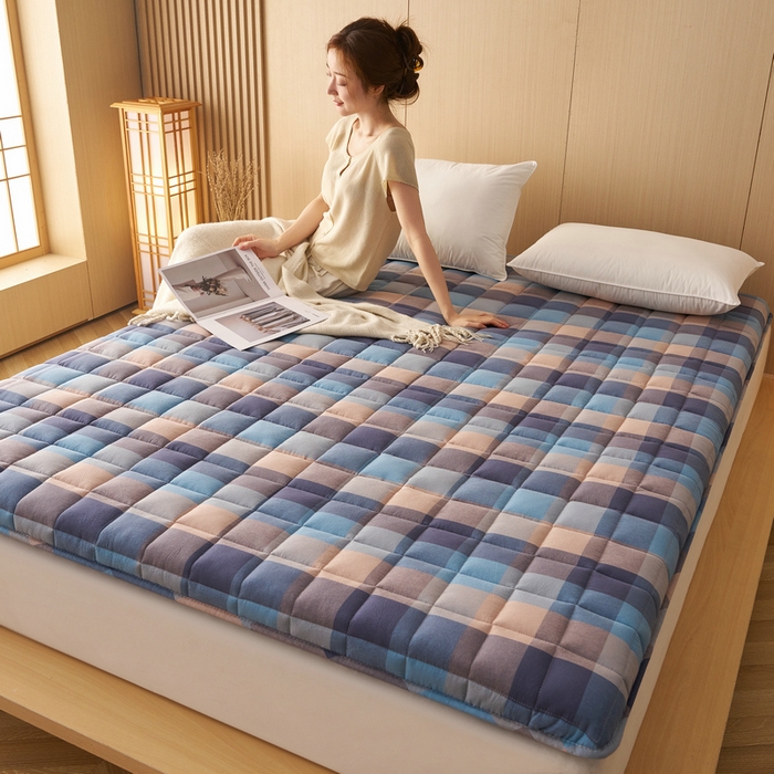 91家纺网 家纺一手货源 找家纺 锦丝钰床垫 2025新款色织水洗棉棉花床垫 彩格