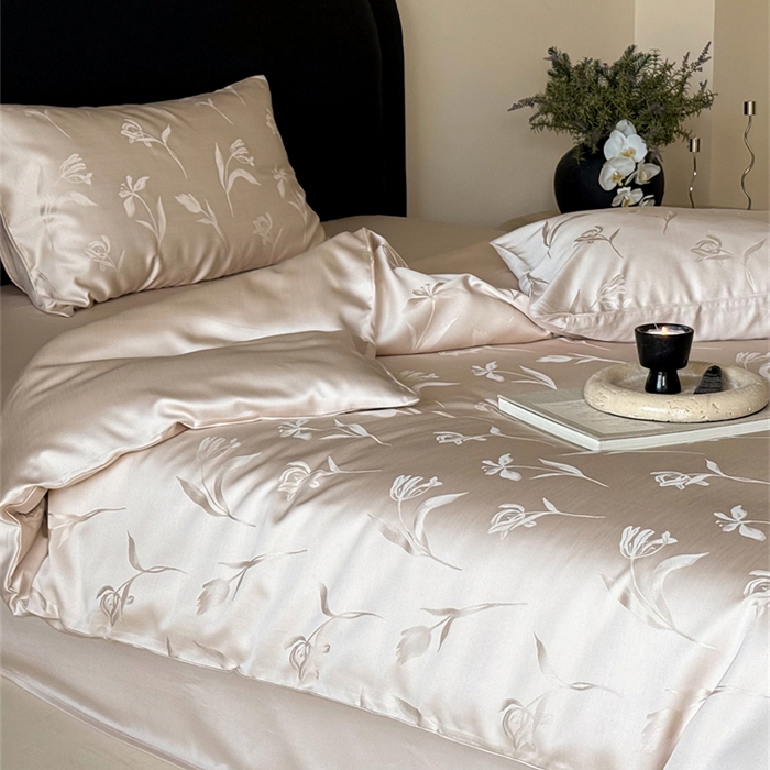 91家纺网 家纺一手货源 找家纺 FORTWO2025新款60支兰精天丝浮雕提花四件套		 花香