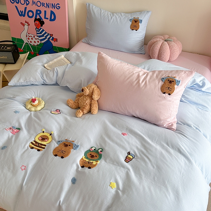 91家纺网 家纺一手货源 找家纺 TT.one 塔塔家居 2025新款全棉双层纱毛巾绣萌宠系列四件套 呆萌皮皮