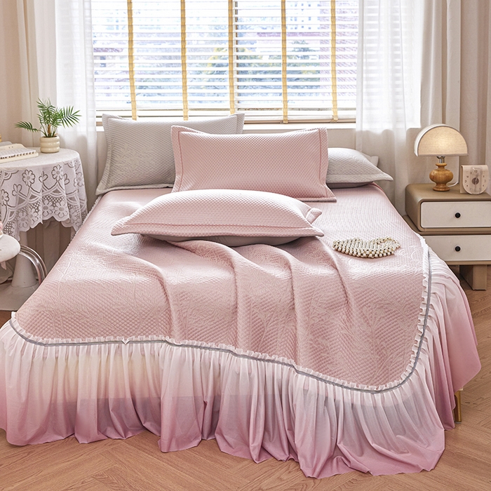 91家纺网 家纺一手货源 找家纺 桂雅居 2025春夏新款高分子凉席三件套床裙款 豆蔻粉