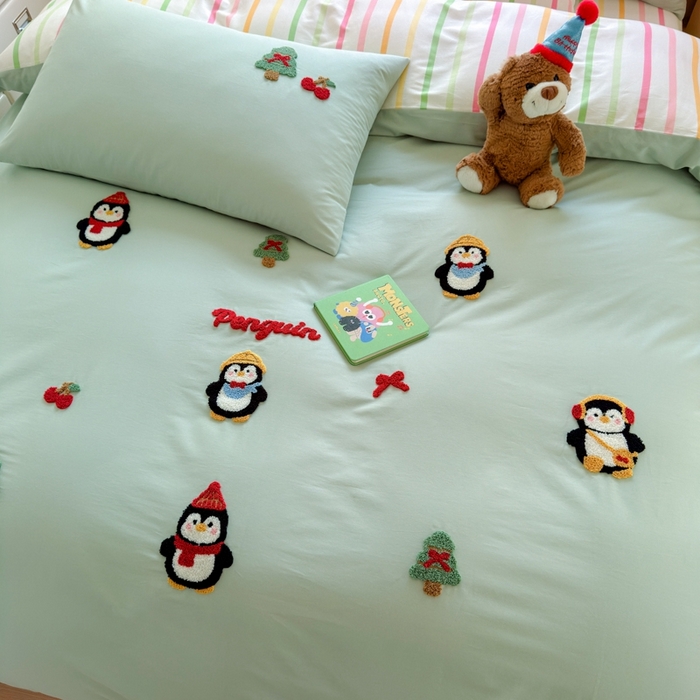 91家纺网 家纺一手货源 找家纺 如意朵2025新款全棉毛巾绣四件套 小企鹅