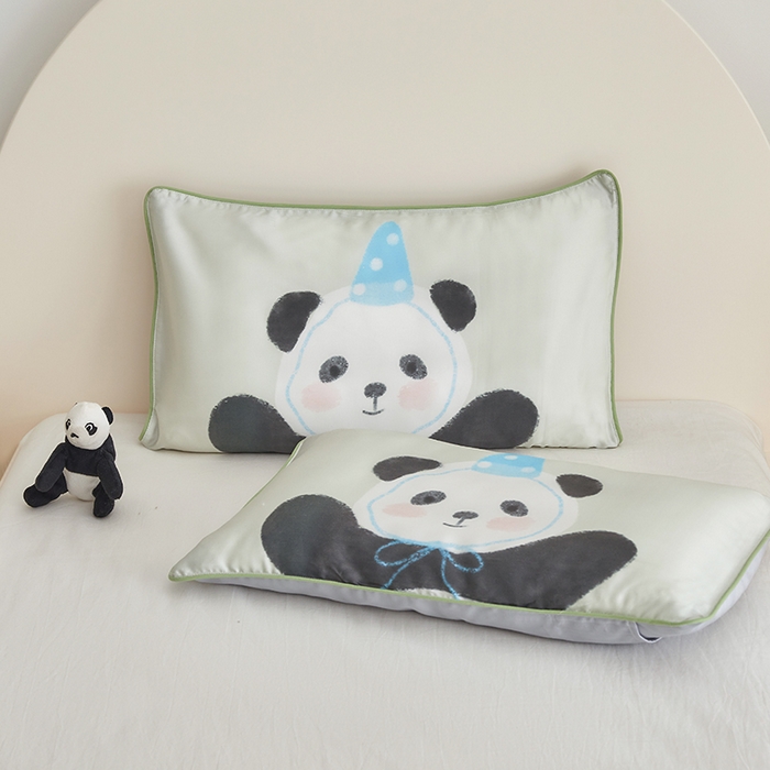 91家纺网 家纺一手货源 找家纺 荷马之梦  2025新款系列——A类60s原创手绘卡通儿童枕套 胖达