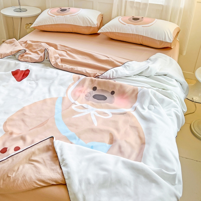 91家纺网 家纺一手货源 找家纺 海岛哥哥 2025新款水洗棉大版卡通夏被 生日熊